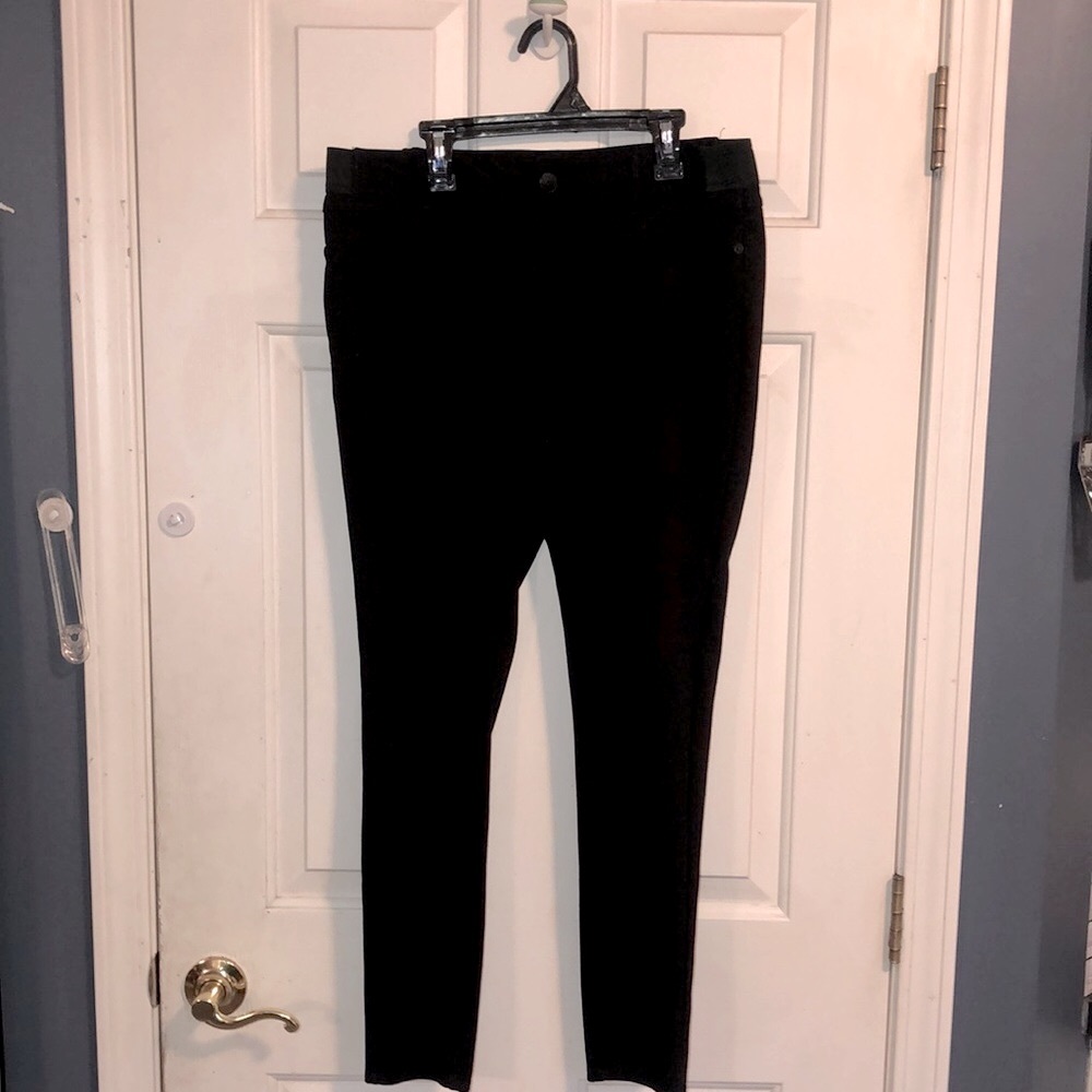 Simply Vera Stretch Pants